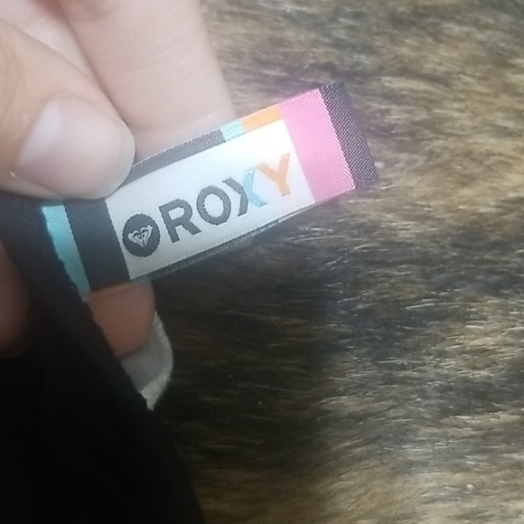 Bikinis - Picture 4 of 4